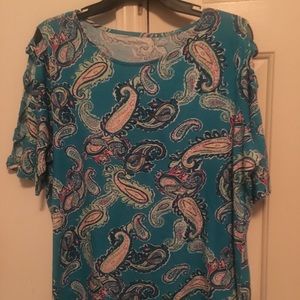 Paisley T-Shirt Too wit Peek-A-Boo Sleeves